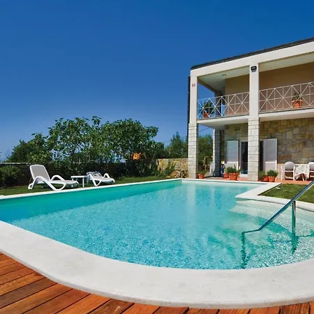 Amazing In Apartma *