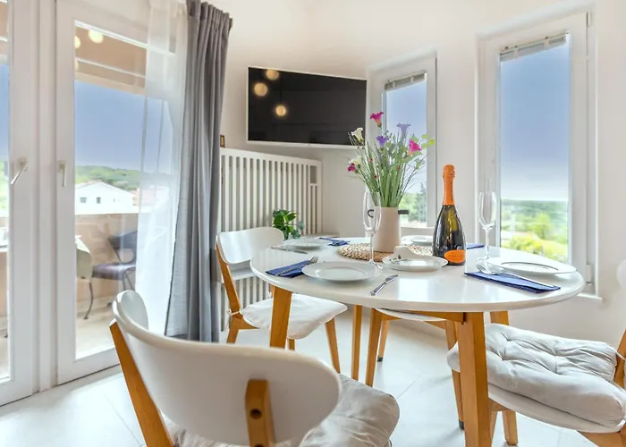 Beautiful In With Wifi * イゾラ